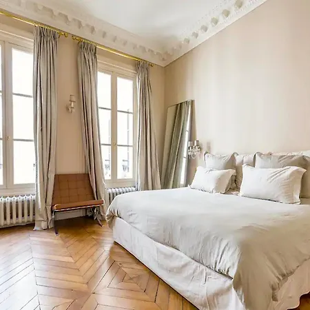 Saint Honore Apartment