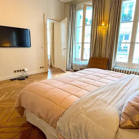 Apartment Saint Honore *